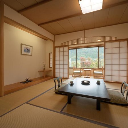 Iizaka Onsen Surikamitei Ohtori Hotell Fukushima  Eksteriør bilde